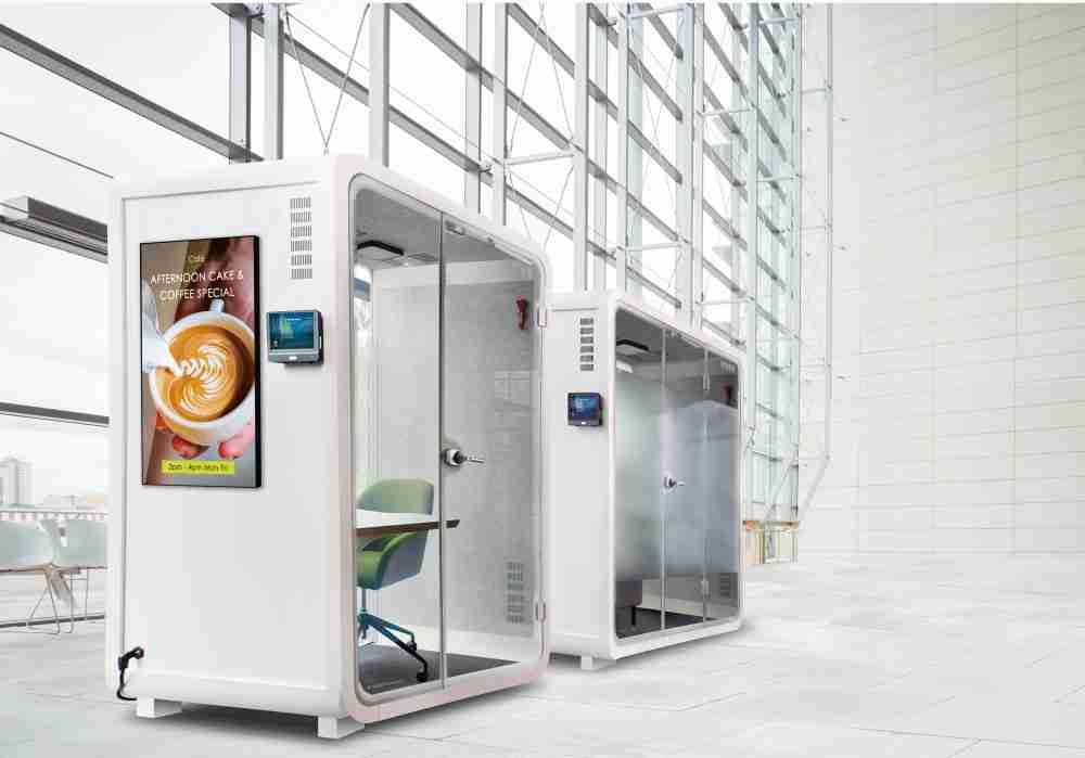 尊龙z6子公司达擎之智慧行动办公舱，，，，采用PDLC智能调光玻璃设计，，，透过通电与断电的电流切换，，，，呈现透明与雾面效果，，，具节能降耗特性并兼顾隐私，，，，确保信息安全